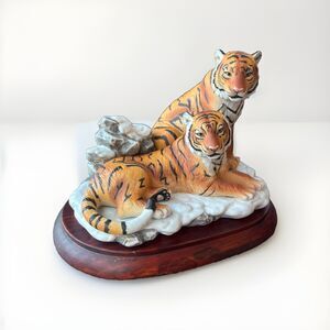 Home Interior SIBERIAN TIGERS 1996 FIGURINE Masterpiece Endangered Species